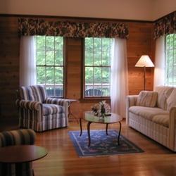 Cottages at Chesley Creek - LaurelWood cabin