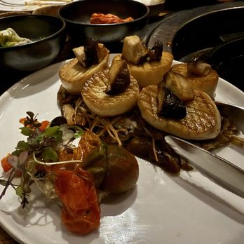 Yoon Haeundae Galbi - Mushroom plate. - Korean Near Me - New York, New York Yoon Haeundae Galbi - Mushroom plate. - Korean Near Me - New York, New York