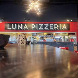 Luna Pizzeria