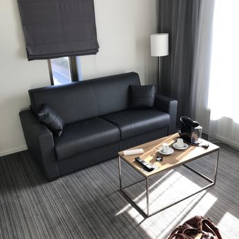 MOXY London Excel - Hotels Near Me - London, XGL