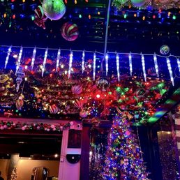 Pranced Pub Decor