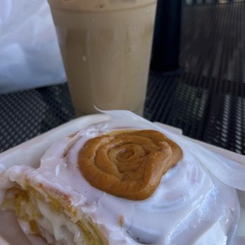 Sweet Savory Cafe & Bakery - Pumpkin cinnamon roll and vanilla iced latte - Sandwiches Near Me - San Dimas, California