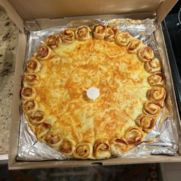 Vodka pie, pepperoni pinwheel crust! Vodka pie, pepperoni pinwheel crust!
