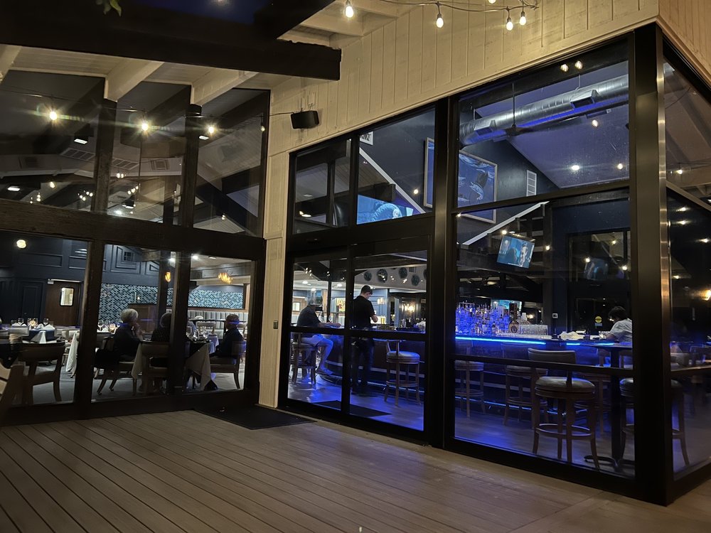 ARROWHEAD YACHT CLUB & MARINA Updated August 2024 36 Photos 32894