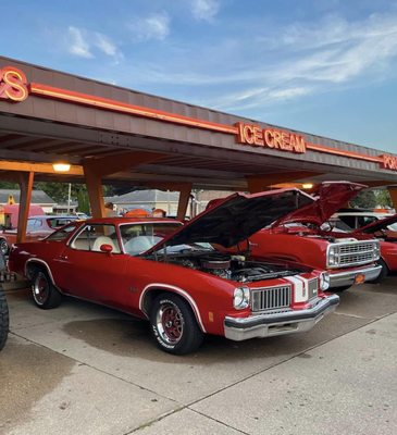 The Rootbeer Stand by null