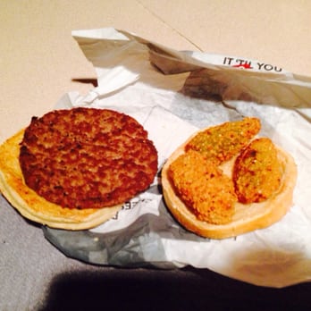 Jack in the Box - We asked for no taco sauce and that means also you get NO CHEESE OR NO SLICED JALAPEÑOS!!! check your order before you leave - Fast Food Near Me - Sulphur Springs, Texas Jack in the Box - We asked for no taco sauce and that means also you get NO CHEESE OR NO SLICED JALAPEÑOS!!! check your order before you leave - Fast Food Near Me - Sulphur Springs, Texas