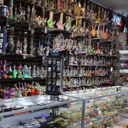 Smoke 4 Less - Huge selection of tobacco pipes and accessories