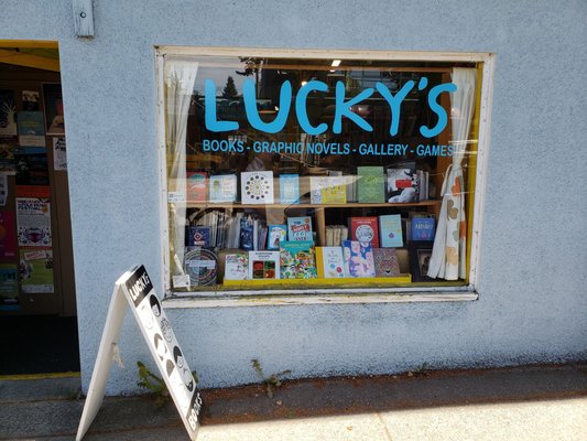 Lucky's Books & Comics by null