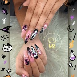 Lux Nail Studio