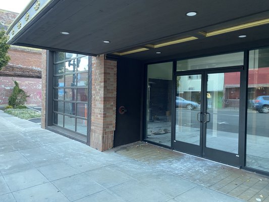 The Ledge Outdoor Store by null