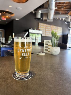 Huss Brewing Uptown Phoenix Taproom + Kitchen by null