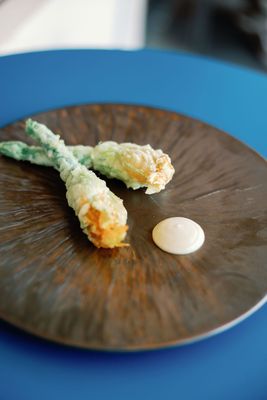 The Wild Artichoke by null