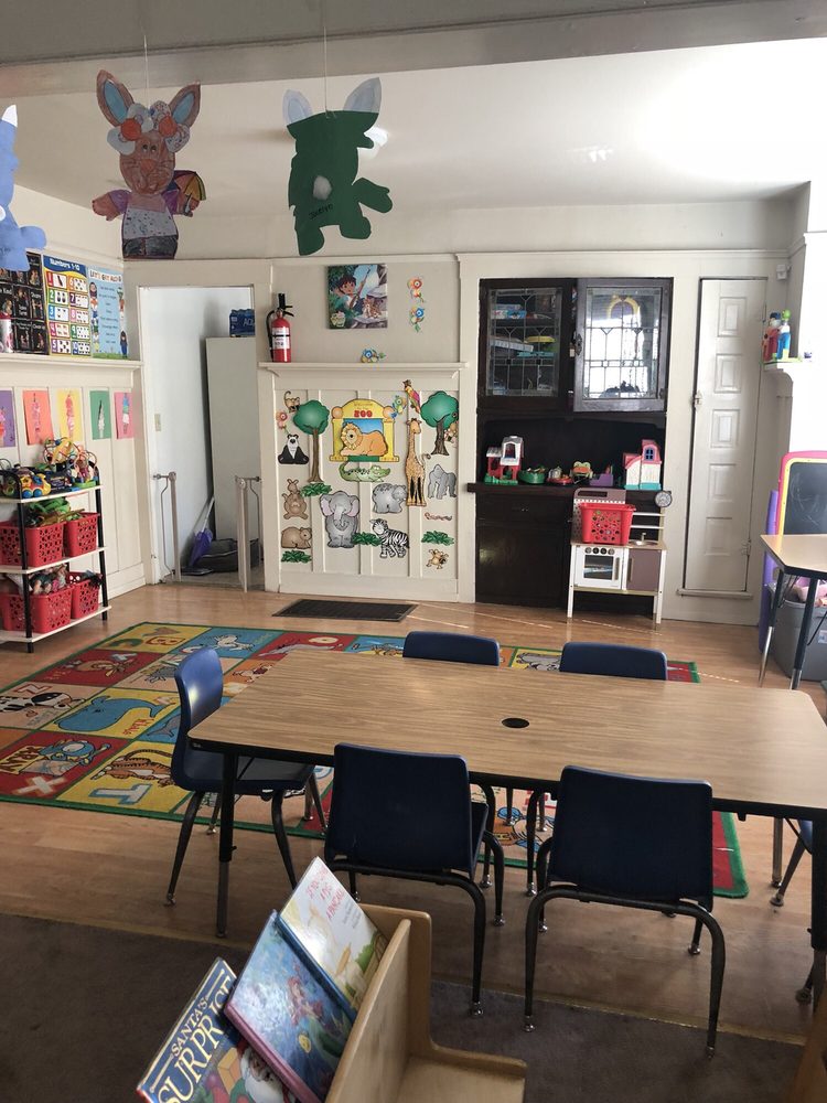 BAKERSFIELD DAYCARE 2200 San Emidio St, Bakersfield, California