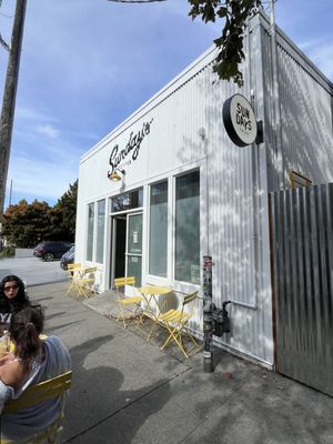 Sundays Coffee by null