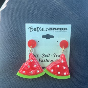 Buffalo Exchange - Used, Vintage & Consignment Near Me - Costa Mesa, California