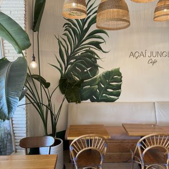 Acai Jungle Cafe - Indoor seating - Sandwiches Near Me - Burbank, California