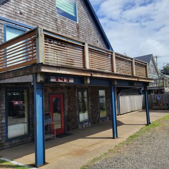 Arr Place - Front entry - New American Near Me - Newport, Oregon