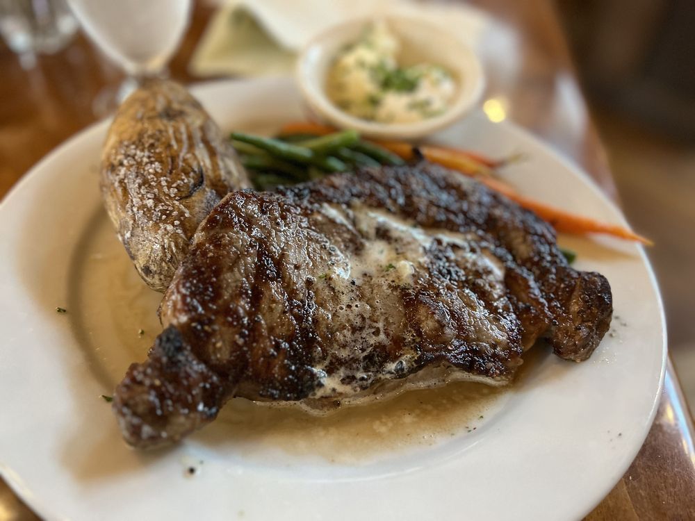 HARRIS RANCH EXPRESS BBQ 861 Photos & 492 Reviews 24553 W Dorris Ave, Coalinga, California