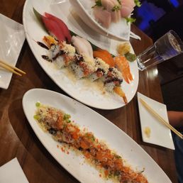 Sushi & sashimi for 2, crunchy snow ball