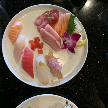 Sushi Ran - Sushi Bars Near Me - North Hollywood, California