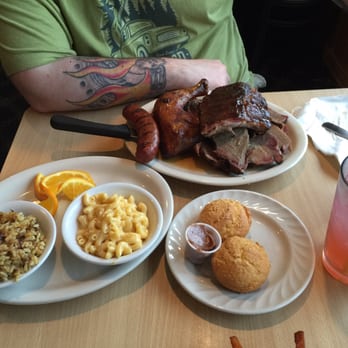 Casey's BBQ & Smokehouse - Showmans Plate. All 5 smoked meats. With 2 sides and cornbread muffins! - Barbeque Near Me - Egg Harbor, Wisconsin