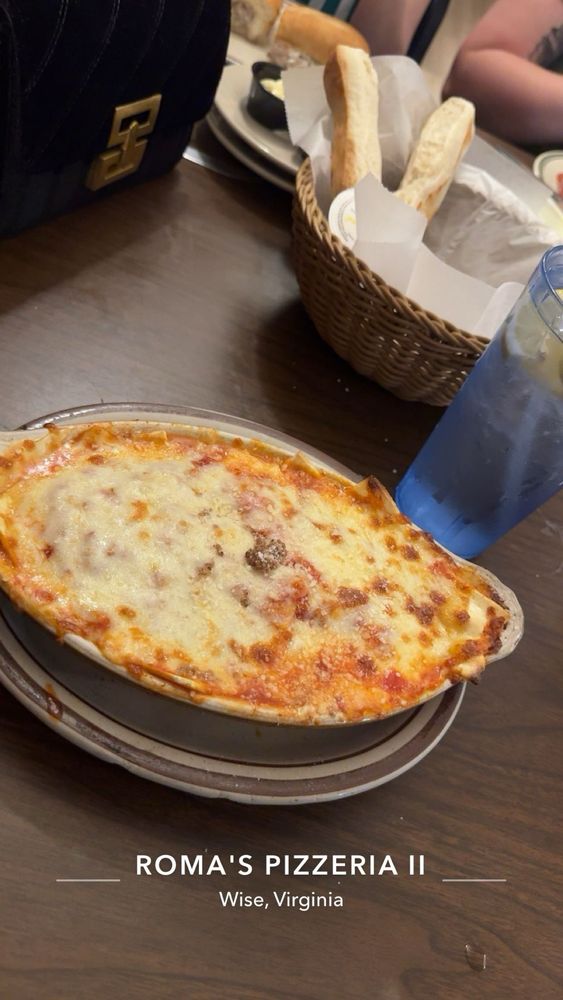 Food from Roma's Restaurant & Pizzeria