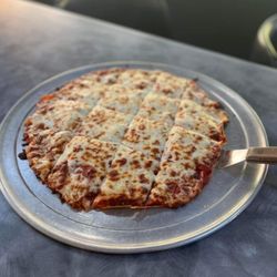 Lake Dale Ale - 14in Pizza
