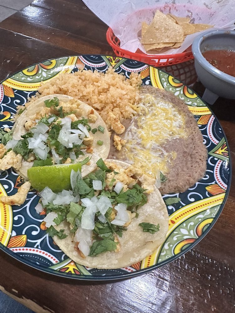 Junior's Taco Shop