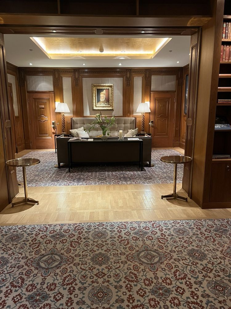Hotel Diplomat