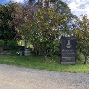 Mudbrick Vineyard and Restaurant - Wineries Near Me - Auckland, AUK Mudbrick Vineyard and Restaurant - Wineries Near Me - Auckland, AUK