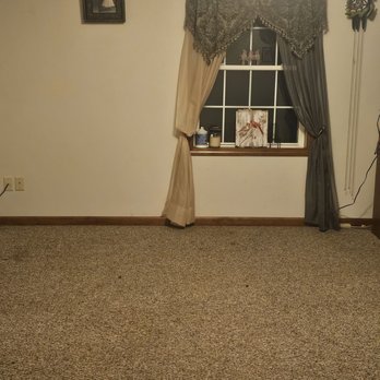 Artisan Hardwood Floors - Before...old carpet - Flooring Near Me - Syracuse, New York Artisan Hardwood Floors - Before...old carpet - Flooring Near Me - Syracuse, New York