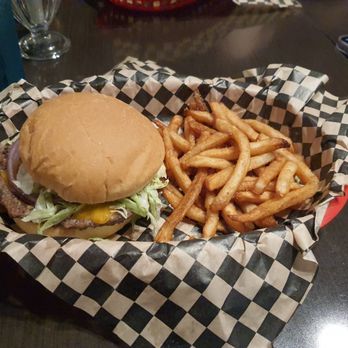 Lost Lake Cafe and Lounge - Cheeseburger with fries - Breakfast & Brunch Near Me - Seattle, Washington