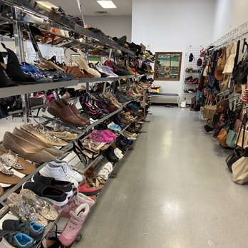 Goodwill - Thrift Stores Near Me - Twinsburg, Ohio Goodwill - Thrift Stores Near Me - Twinsburg, Ohio