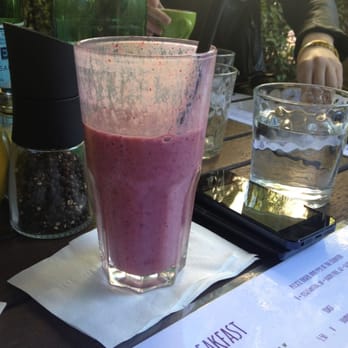 Sassafras Cafe Coffee Catering - Berry Smoothie - Restaurants Near Me - Paddington, QLD