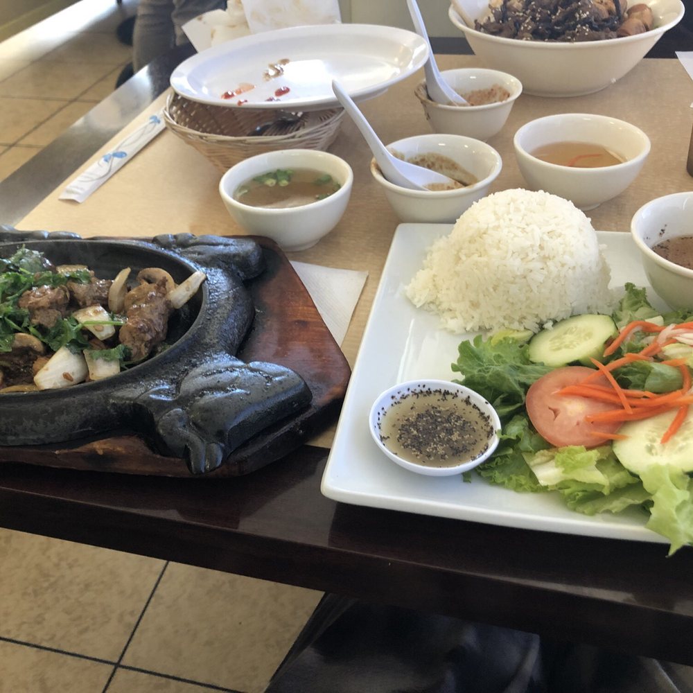 Pho Vista - Sizzling beef cubes, YUM! Gluten free! - Vietnamese Near Me - Vista, California Pho Vista - Sizzling beef cubes, YUM! Gluten free! - Vietnamese Near Me - Vista, California