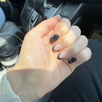 Lush Nail Lounge - Waxing Near Me - Northborough, Massachusetts