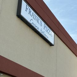Franks Pizza & Italian Restaurant - Frank's sign
