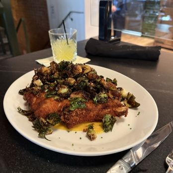 Armour House - Snitzel - Brasseries Near Me - Birmingham, Alabama