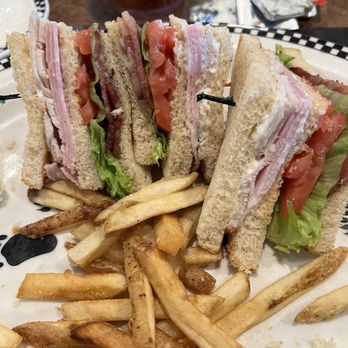 Black Bear Diner Milpitas - Turkey Club (880-1040 cals.) - Diners Near Me - Milpitas, California Black Bear Diner Milpitas - Turkey Club (880-1040 cals.) - Diners Near Me - Milpitas, California