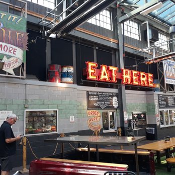 Second Rodeo Brewing - Outdoor food ordering wall - Breweries Near Me - Fort Worth, Texas