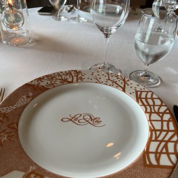 La Mer - Place setting - French Near Me - Honolulu, Hawaii