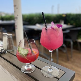6Smith - It's Britney b and blueberry yum yum - Seafood Near Me - Wayzata, Minnesota