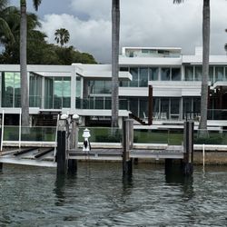 Mia Boat Rental