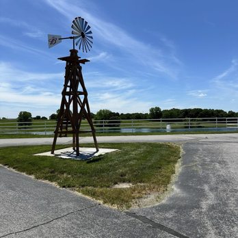Warm Springs Ranch - The grounds - Tours Near Me - Boonville, Missouri