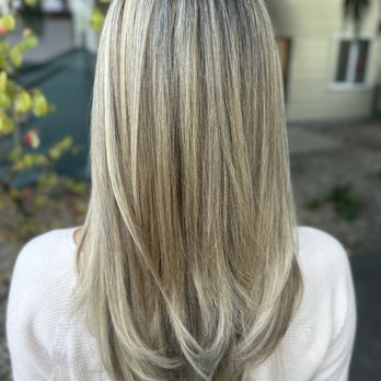 Dolce Vita Salon - AFTER! Absolutely feeling amazing and wearing a true crown! 10 out of 10! - Waxing Near Me - Santa Rosa, California Dolce Vita Salon - AFTER! Absolutely feeling amazing and wearing a true crown! 10 out of 10! - Waxing Near Me - Santa Rosa, California