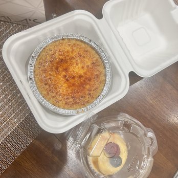 Mia's Bakery - Bakeries Near Me - Brooklyn, New York