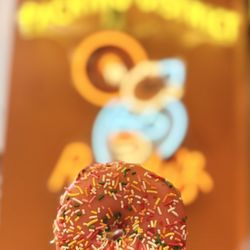 Randy's Donuts - Pink Sprinkle Donut.