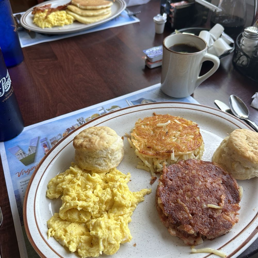 The Villa Diner - Breakfast for 2 at the * Wahoo, Pancake* The Basic* - Italian Near Me - Charlottesville, Virginia