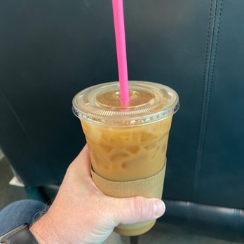 Pilot Pete's Coffee & Treats - Cold Brew - Coffee & Tea Near Me - Elmhurst, Illinois Pilot Pete's Coffee & Treats - Cold Brew - Coffee & Tea Near Me - Elmhurst, Illinois