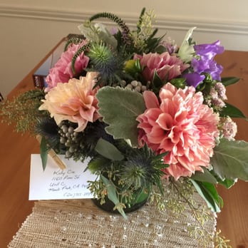Menlo Botanica - Urban Botanica arrangement - Florists Near Me - Menlo Park, California